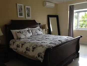Whispering Seas Apartment Ocho Rios Tower Isle