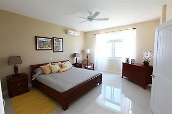 Whispering Seas Apartment Ocho Rios